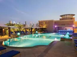 کرون پلازا جمیرا